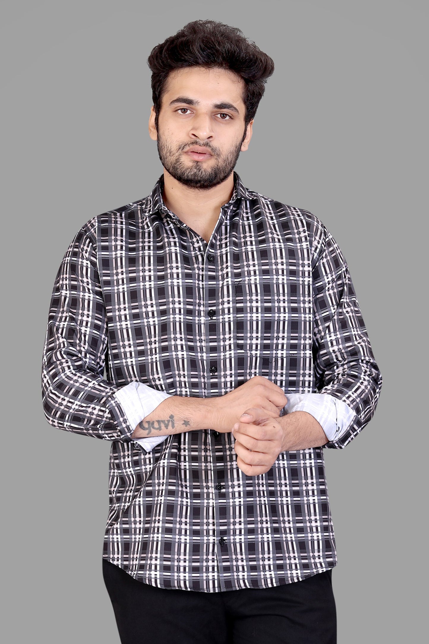 Black and Cream Cotton Blend Checks Print Casual Shirt